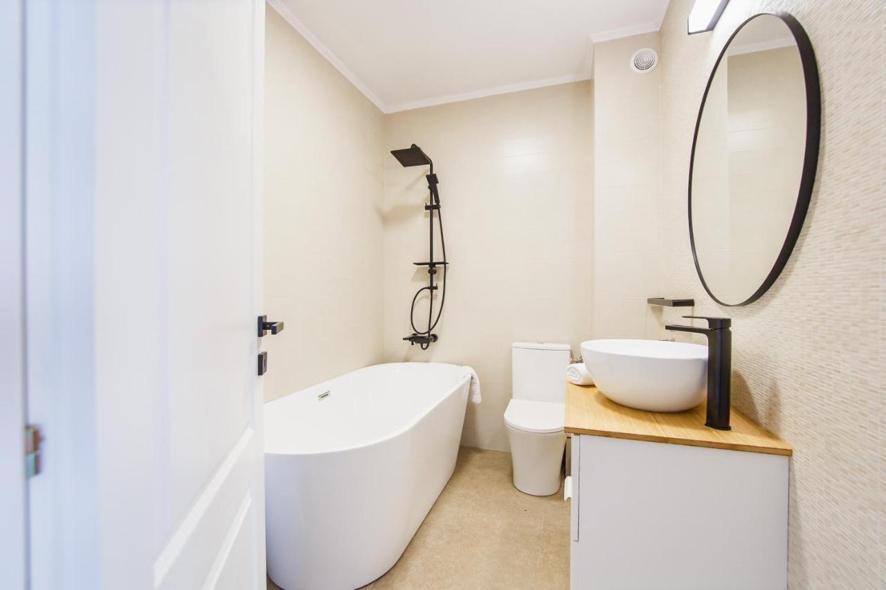 Coquet Central Studio Apartment Oradea Exterior foto