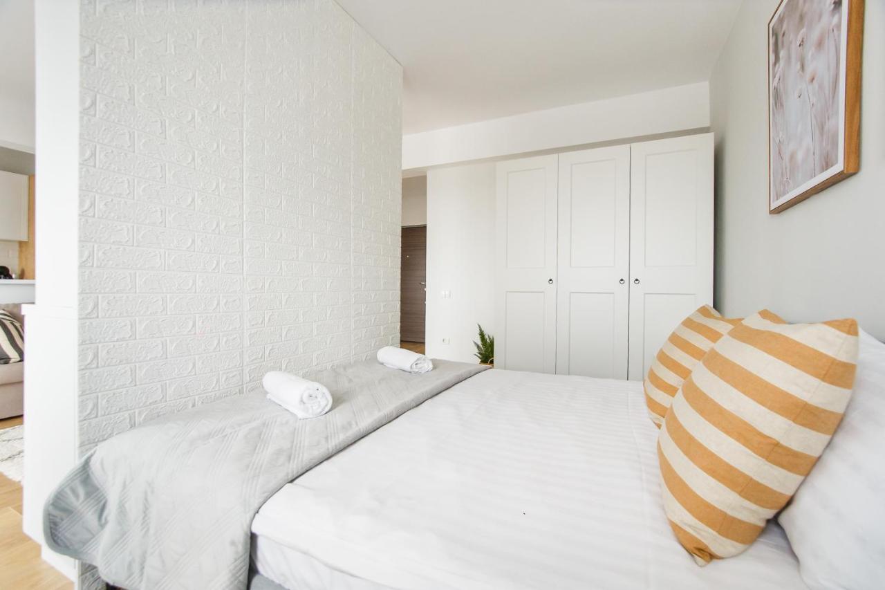 Coquet Central Studio Apartment Oradea Exterior foto